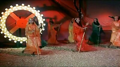 केशविहीन केटाले किशोरी स्लटको केशयुक्त योनीलाई साँच्चै गाह्रो गर्छ
